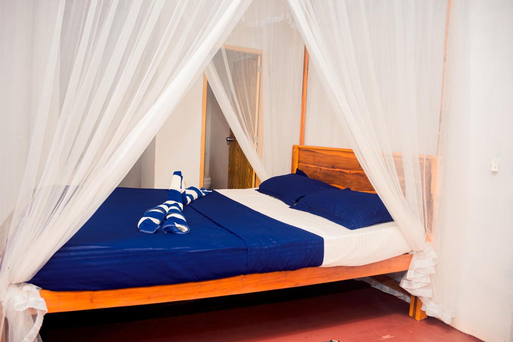 Thatched Villa Tangalle Room photo